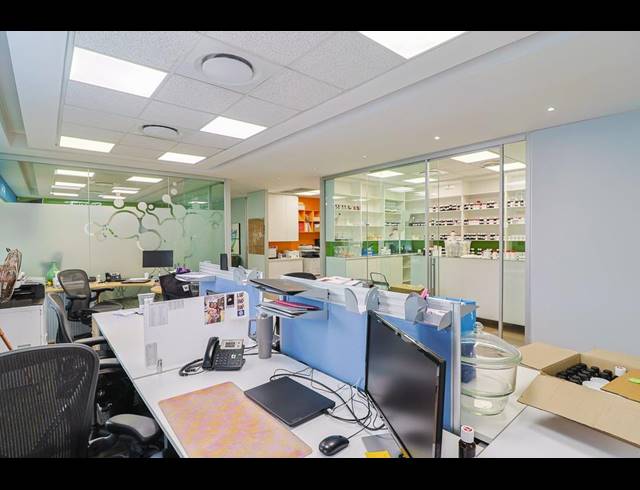 229M² BUSINESS CENTRE FOR SALE IN MEYERSDAL